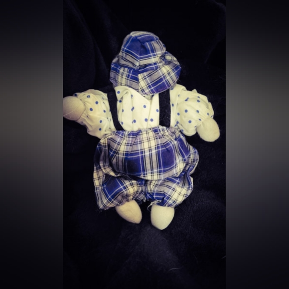 FIVE DOLLAR BIN - Spooky Little Vintage Clown Doll - Undated - Porcelain - Picture 6 of 6